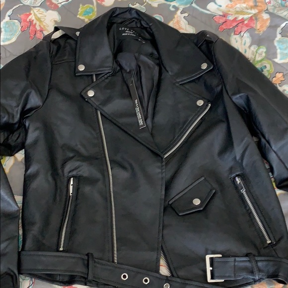 💕Black Moto Jacket ⭐️ - Picture 7 of 7